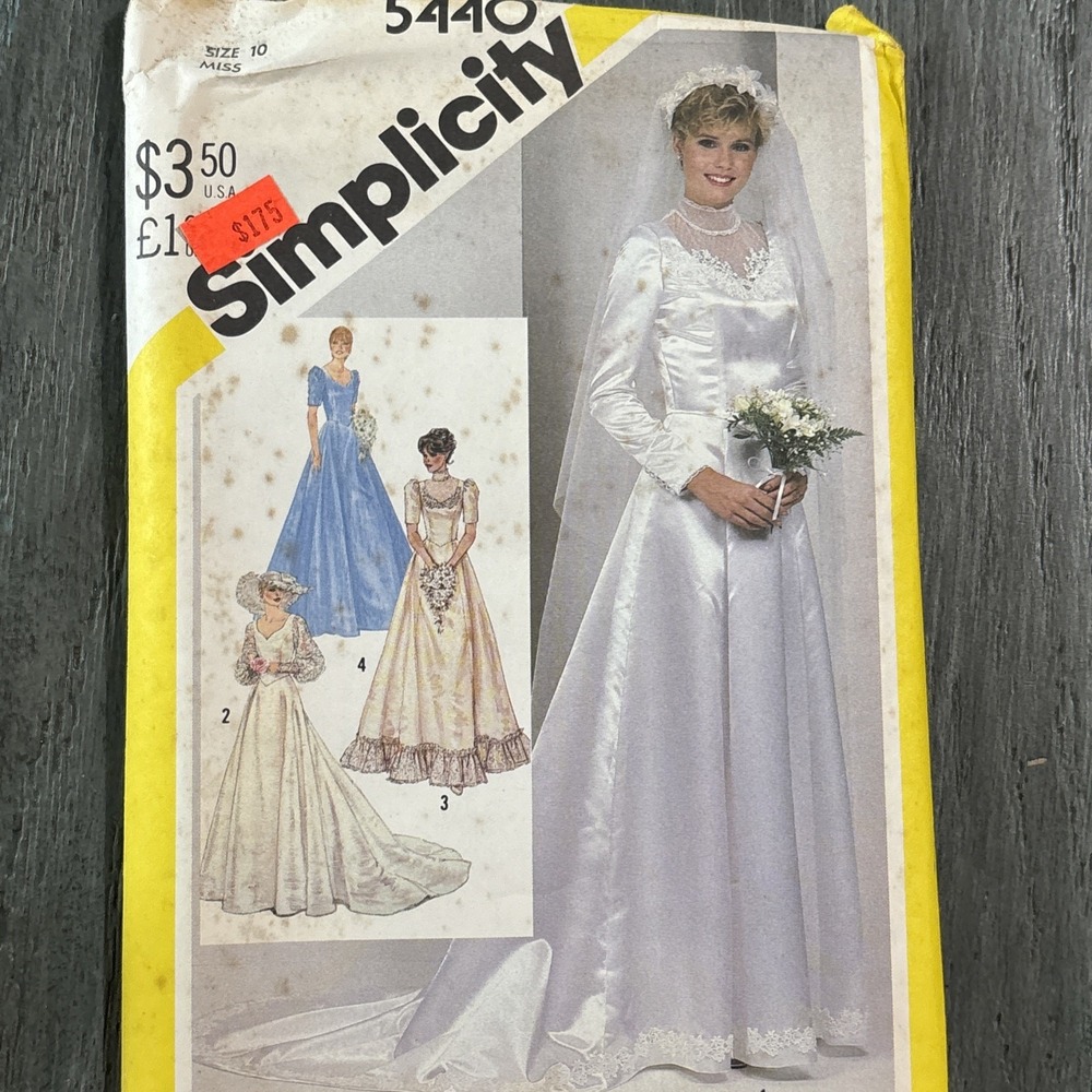 VTG 80s BRIDAL PATTERN- Simplicity 5440 Sz 10 - FF NOS Uncut Sweetheart Neckline